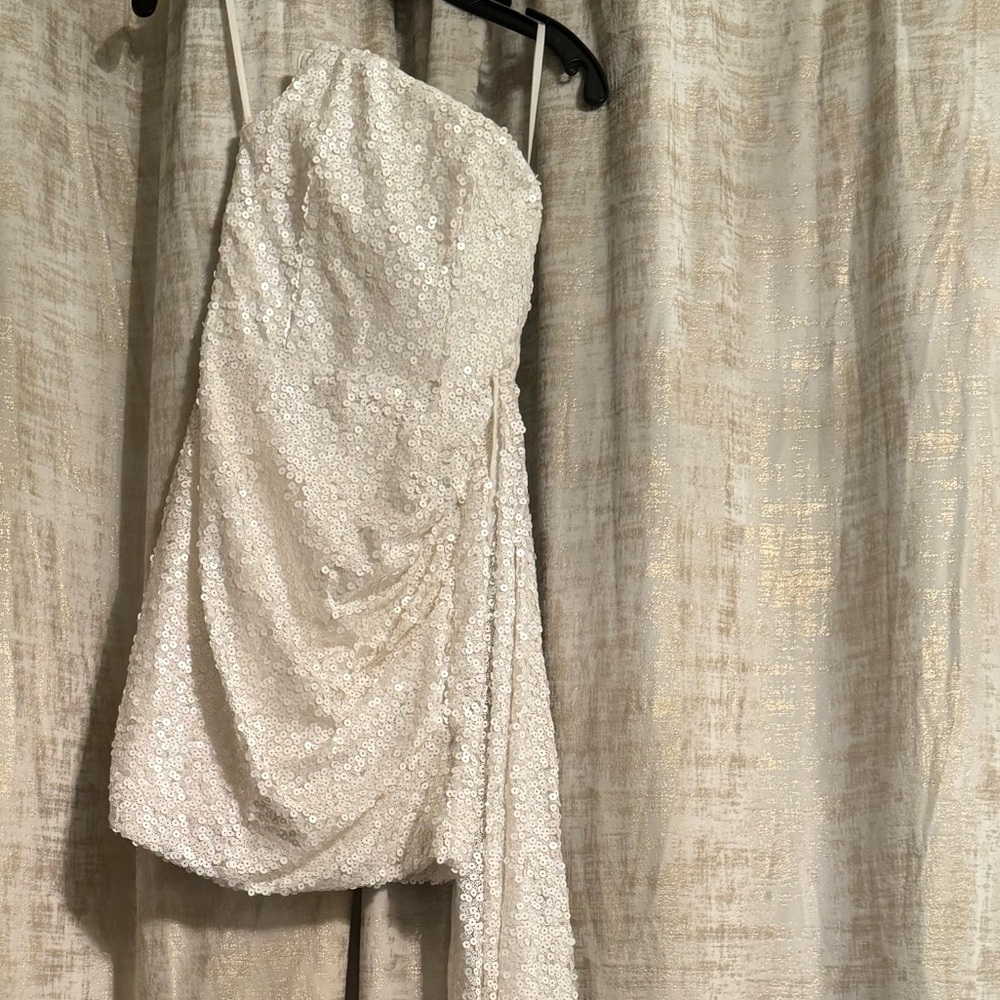 Eliya the label white dress perfect for brides!
